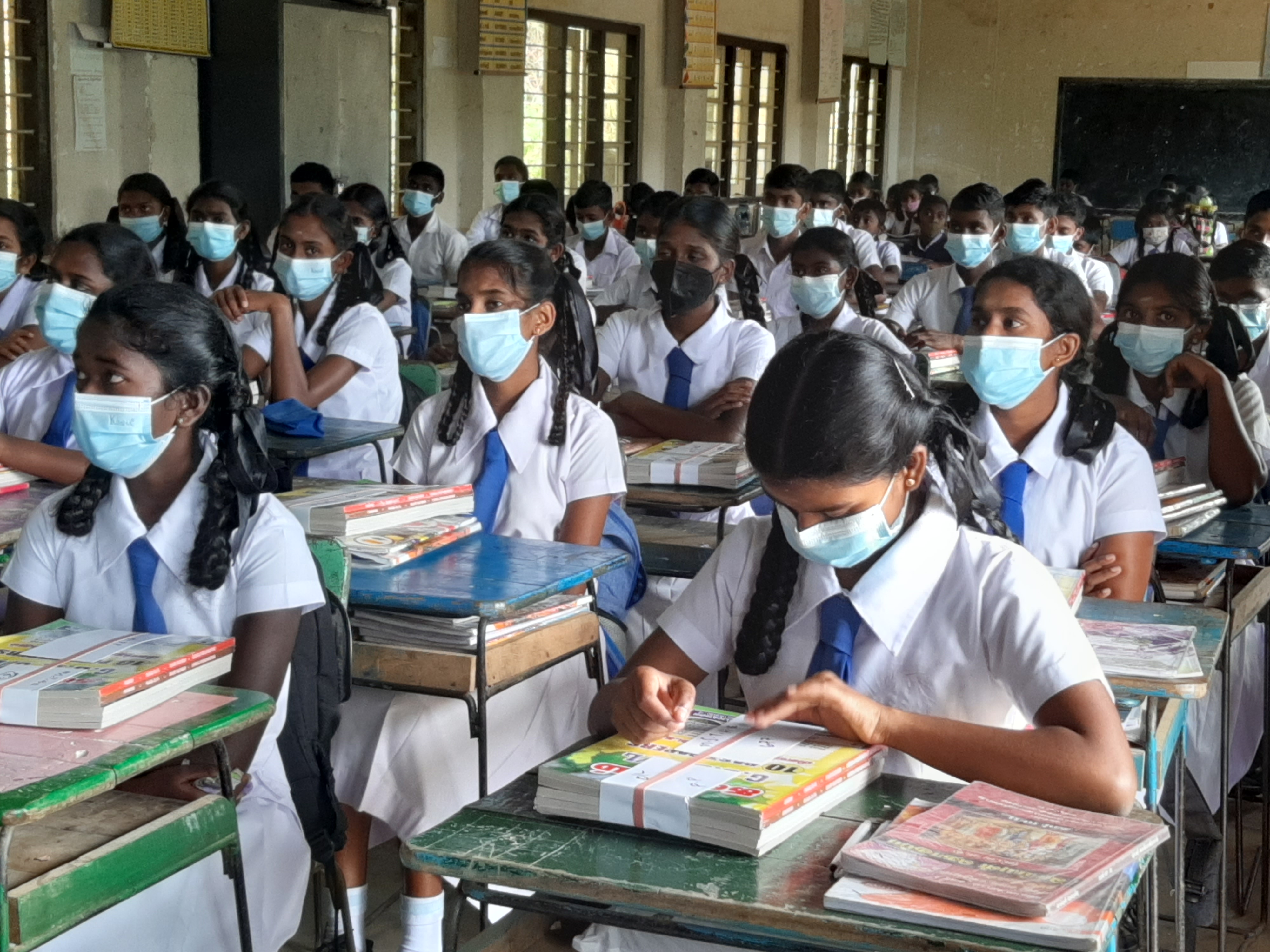 Reviving Education – A-PAD in partnership with the Government of Sri Lanka reach out to over 10,500 children facing e-learning difficulties.