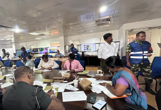 A Tabletop Exercise took place a day prior to the Tsunami Simulation Exercise, to ensure all stakeholders were familiar with standard operating procedures, roles, and responsibilities. Photo: A-PAD SL